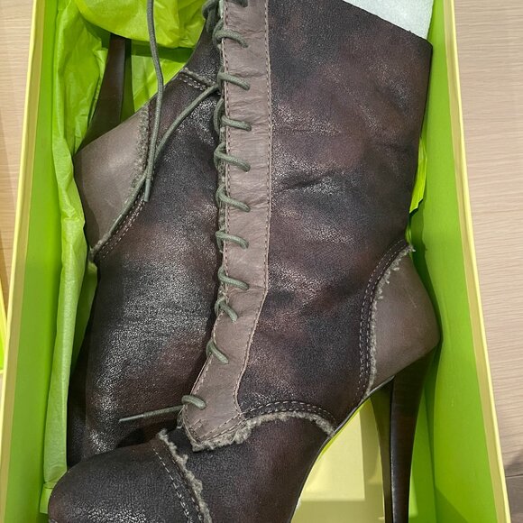 Maxstudio Less Dark Brown Waxed Stretch Boot size 8 - Picture 6 of 6